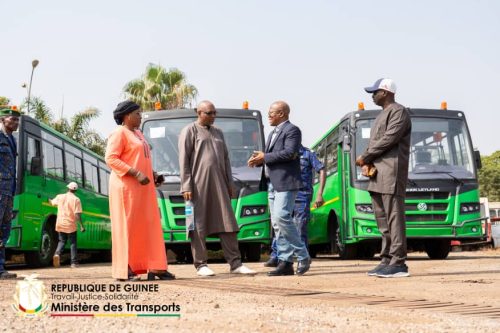 le-Ministre-des-Transports-en-mission-de-terrain-pour-assurer.jpeg